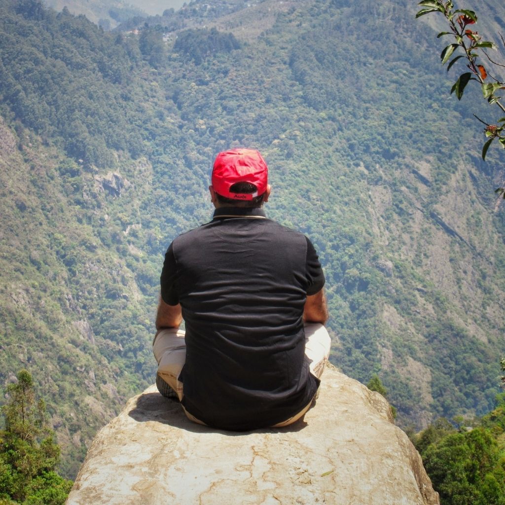 At the edge of Dolphin Nose in Kodaikanal