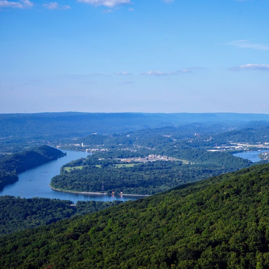 Hiking trails at Signal Mountain in Chattanooga