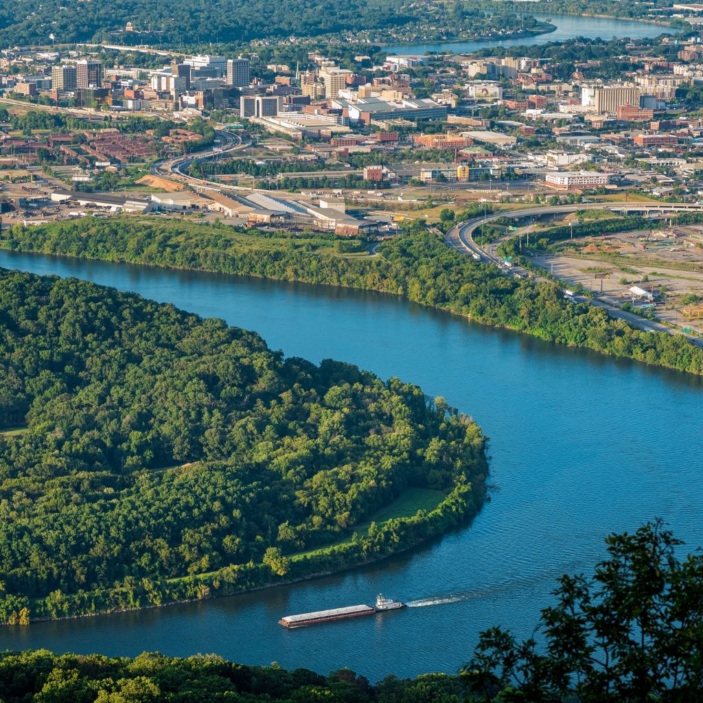 Take a cruise on the Tennessee River in Chattanooga