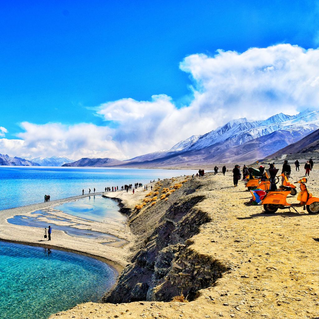 The Best Time to Visit Pangong Lake in Ladakh