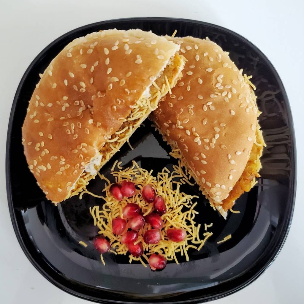 Gujarati food dish - dabeli