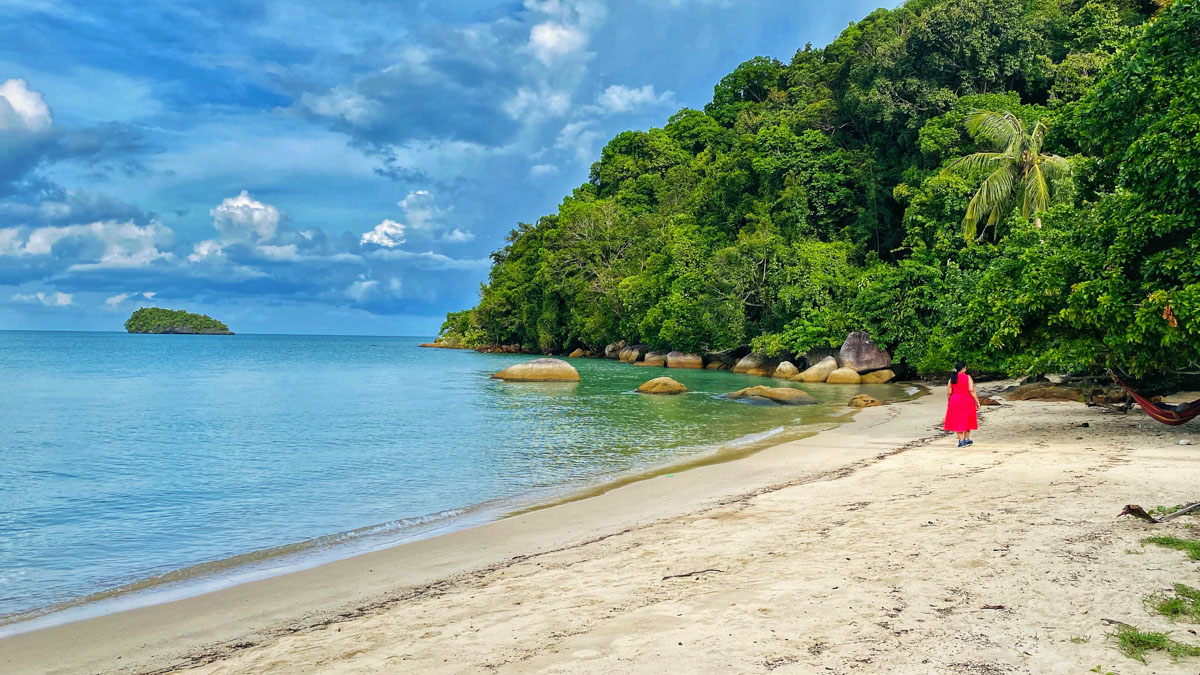 Tanjung Pandan is an oasis of tranquility in Pulau Tuba