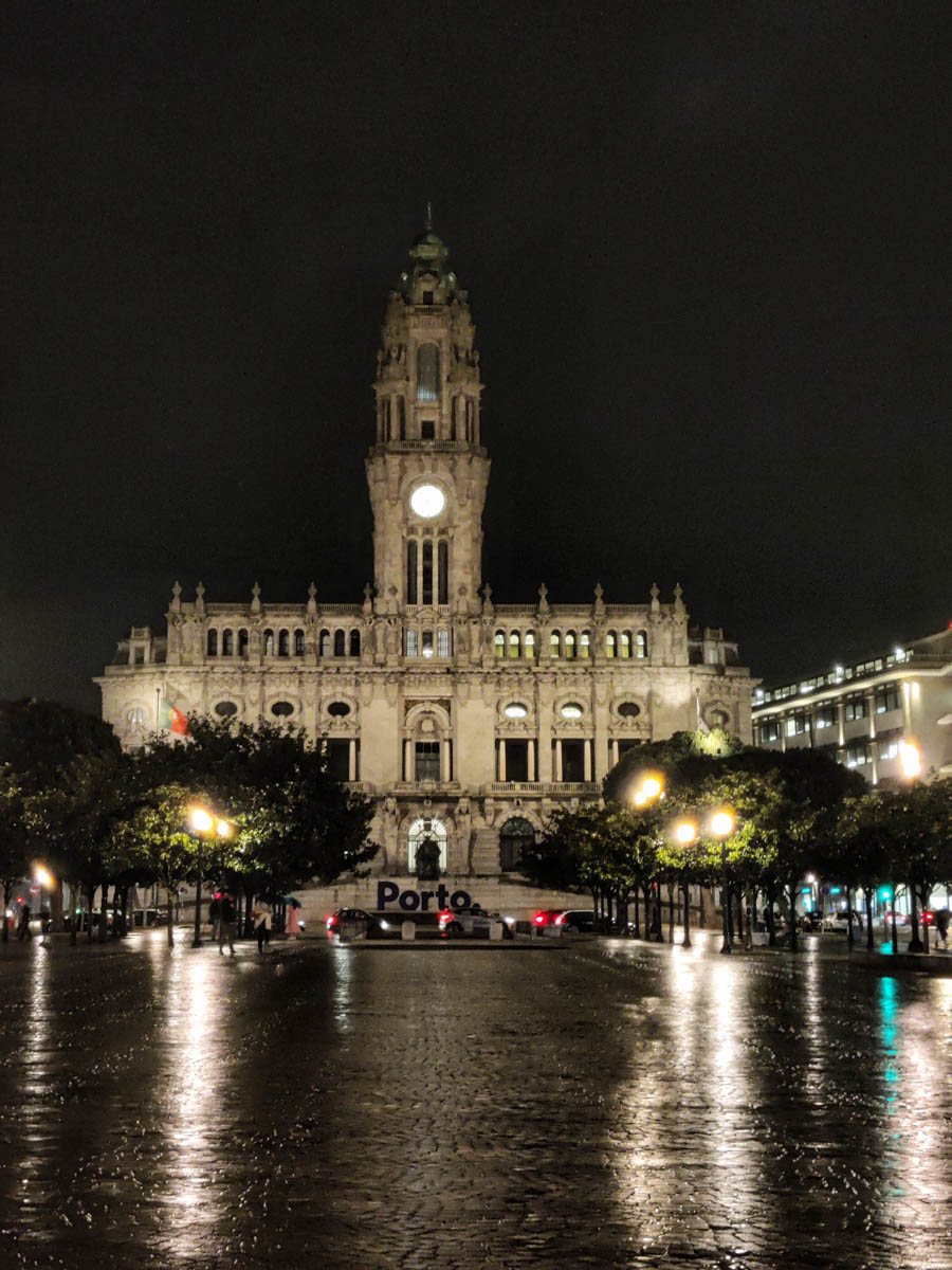 A rain soaked Porto downtown greeted me back
