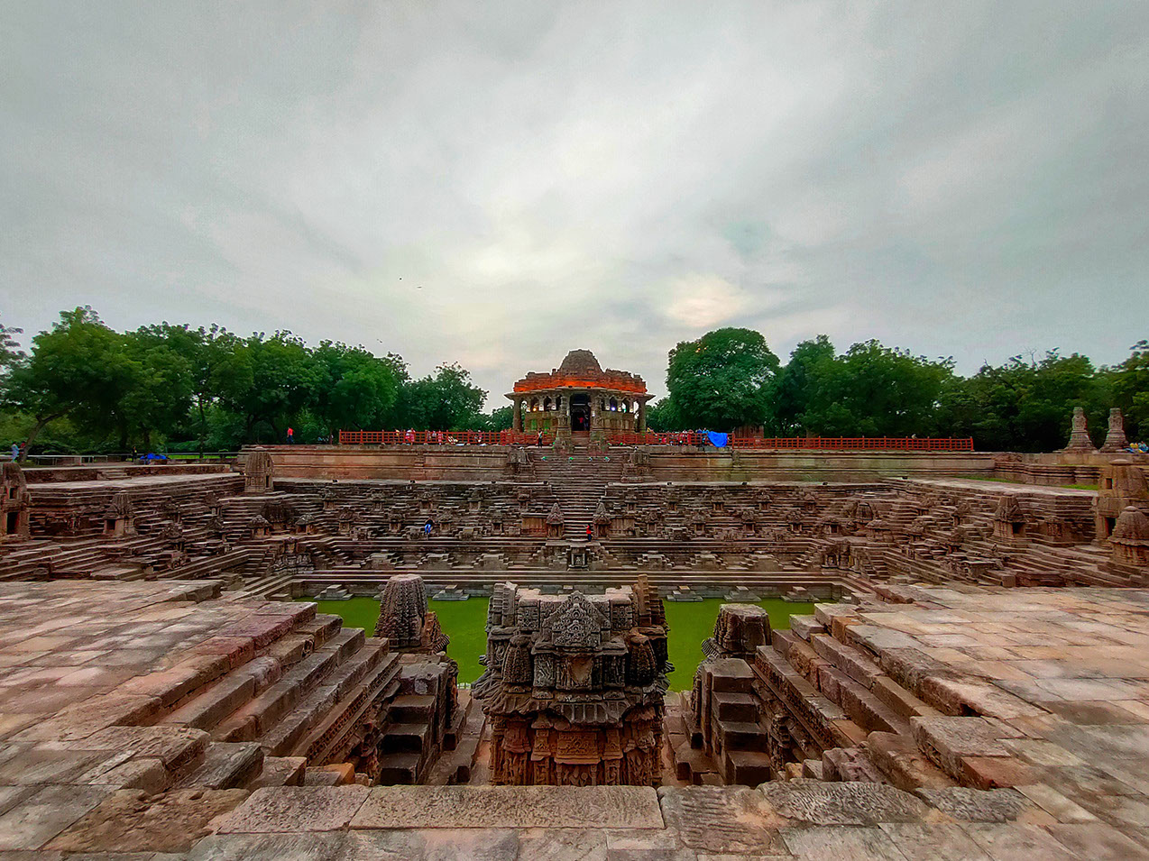 The stunning panorama of an ancient sun temple in India that dates back 1000 years