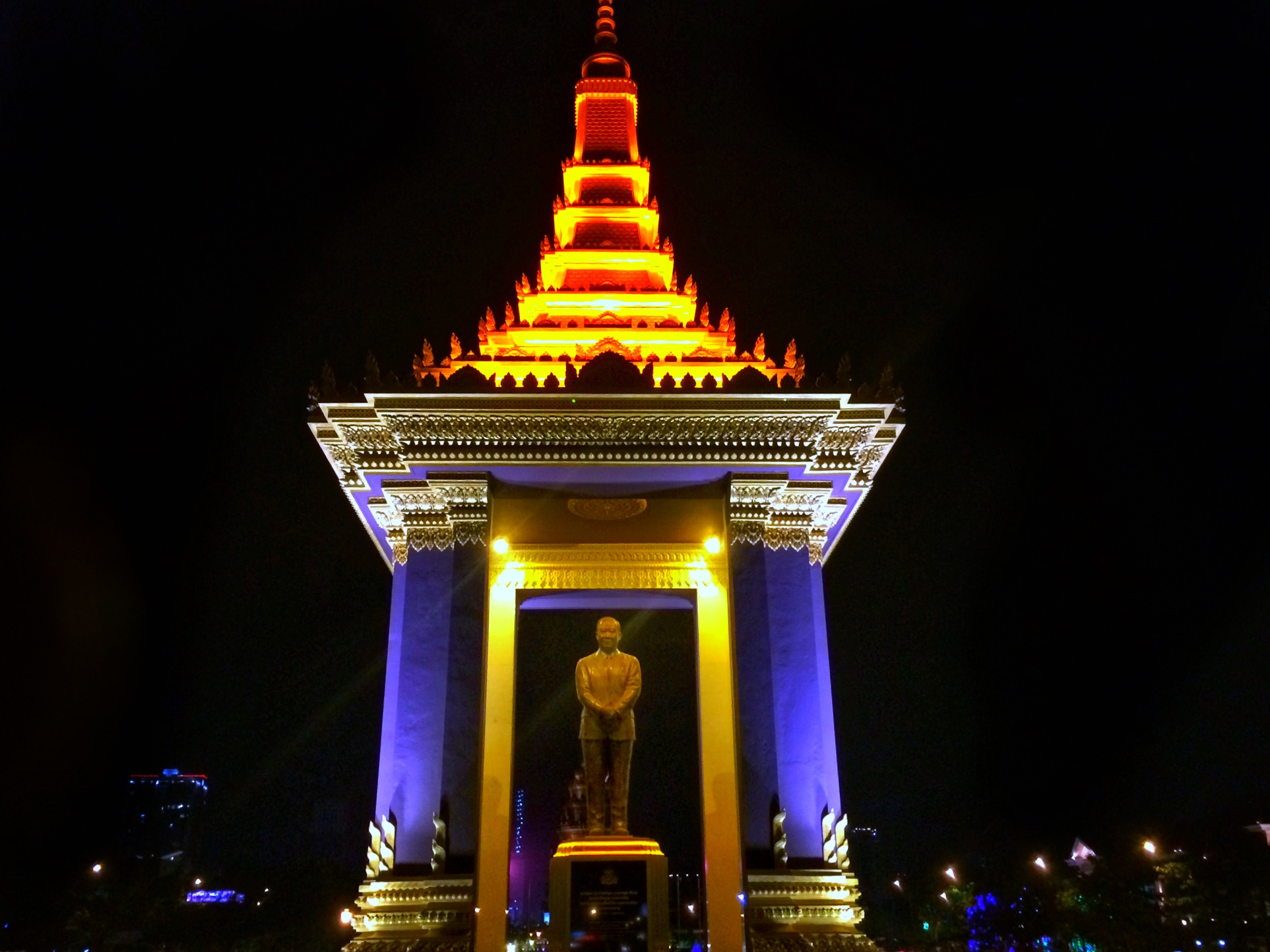 Beautifully lit Norodom Sihanouk memorial in Phnon Penh