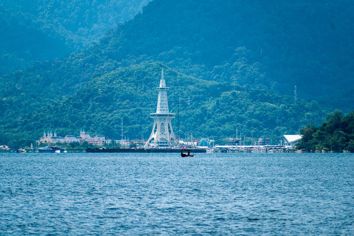 The Maha Tower, as seen from the shoreline on the way to Kuah Jetty