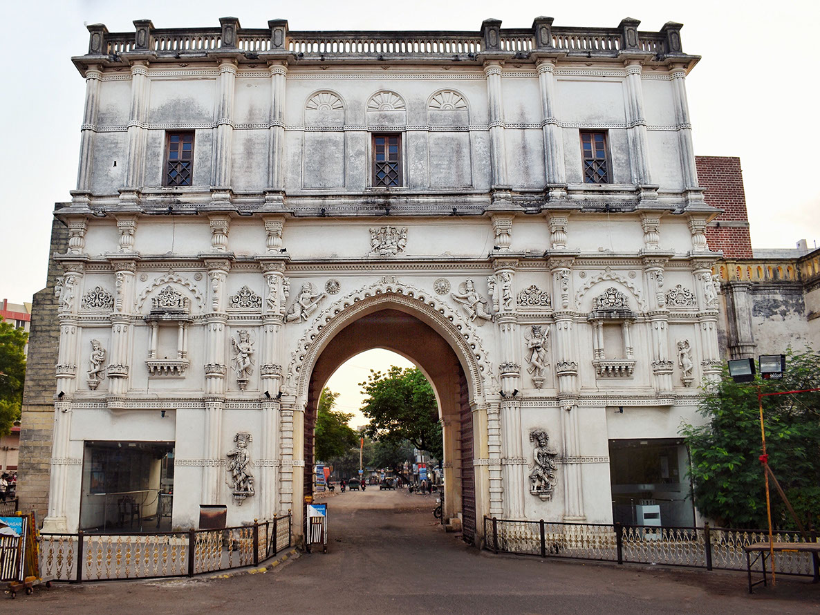 Khambhaliya Gate in Jamnagar is ornate and beautiful