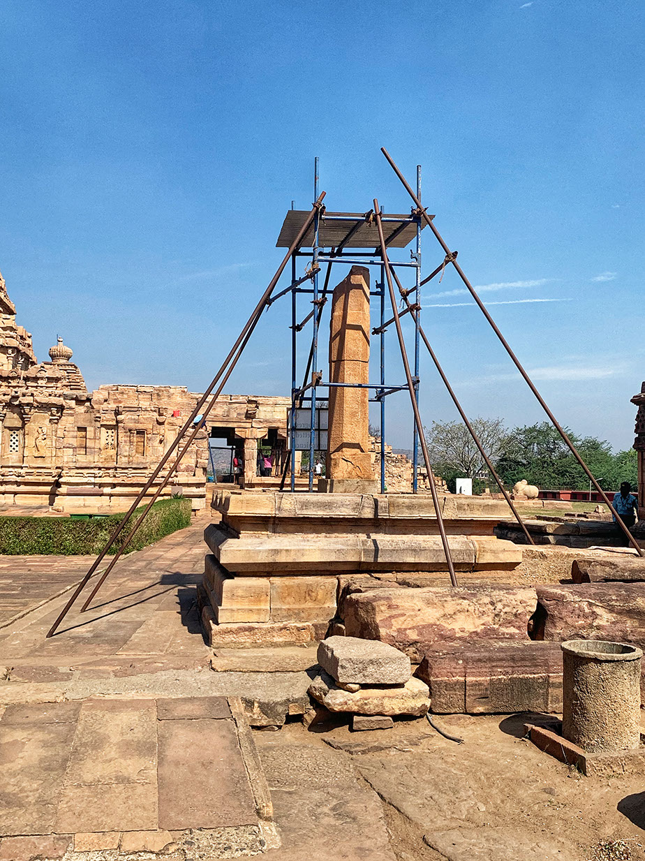 Vijayastambh of Pattadakal - the celebration of Chalukya victory of Pallavas