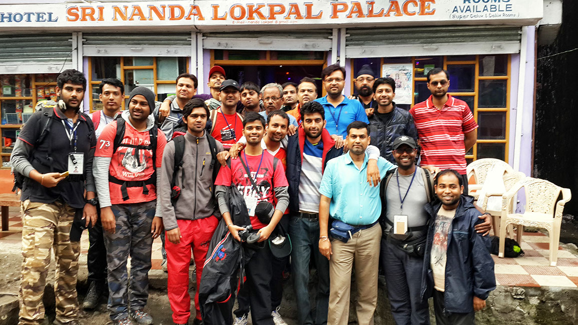 The Himalayas trekking group is full of enthusiastic trekkers who are just happy to be in the lap of nature