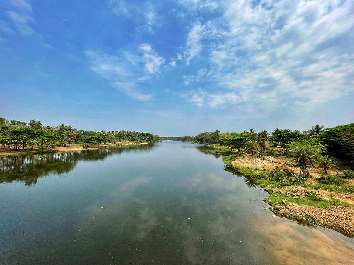 A stunning landscape of Shimsha River in Kokkarebellur