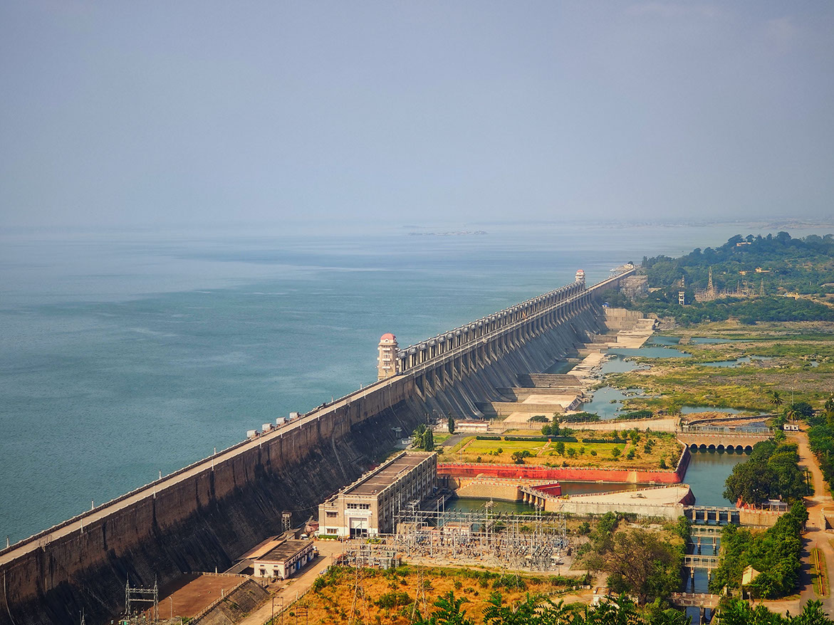 Scenic view of Tungabhadra Dam (Hospet Dam)