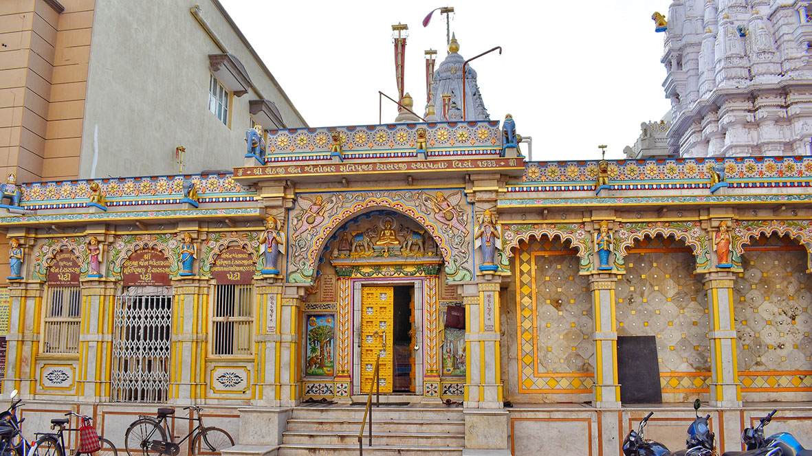 The 400-year-old Adinath Jain Temple of Jamnagar