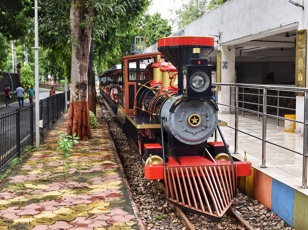 The joyous ride on a vintage train in Sayaji Baug