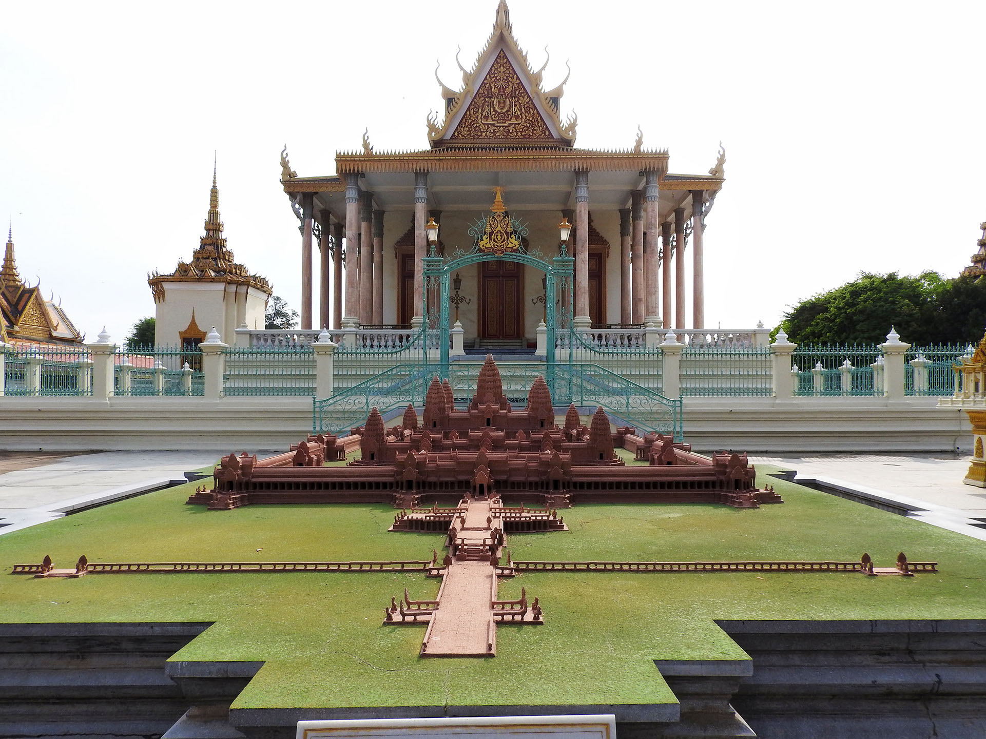 Angkor Wat replica in front of the Silver Pagoda of Phnom Penh
