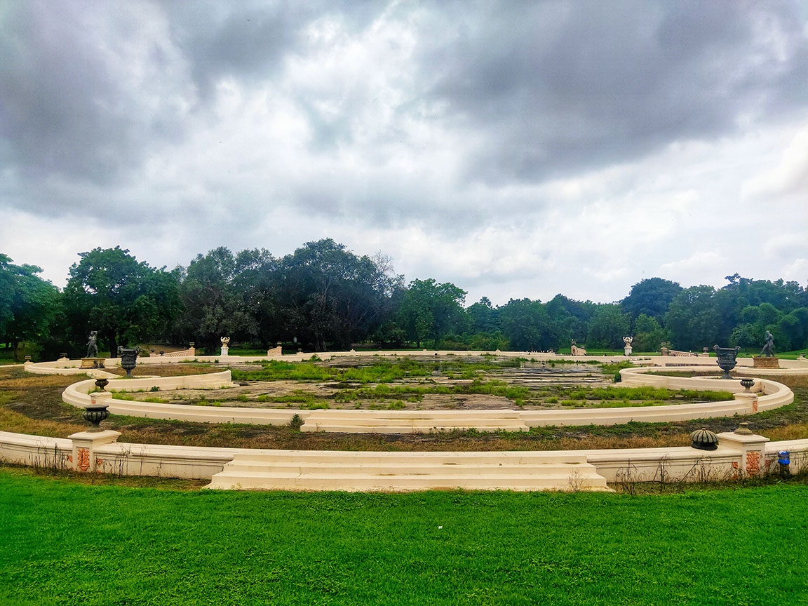 The sunken garden of Laxmi Vilas Palace