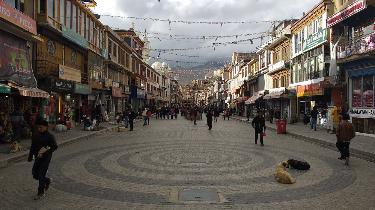 The famous Leh Market where travelers and locals relax