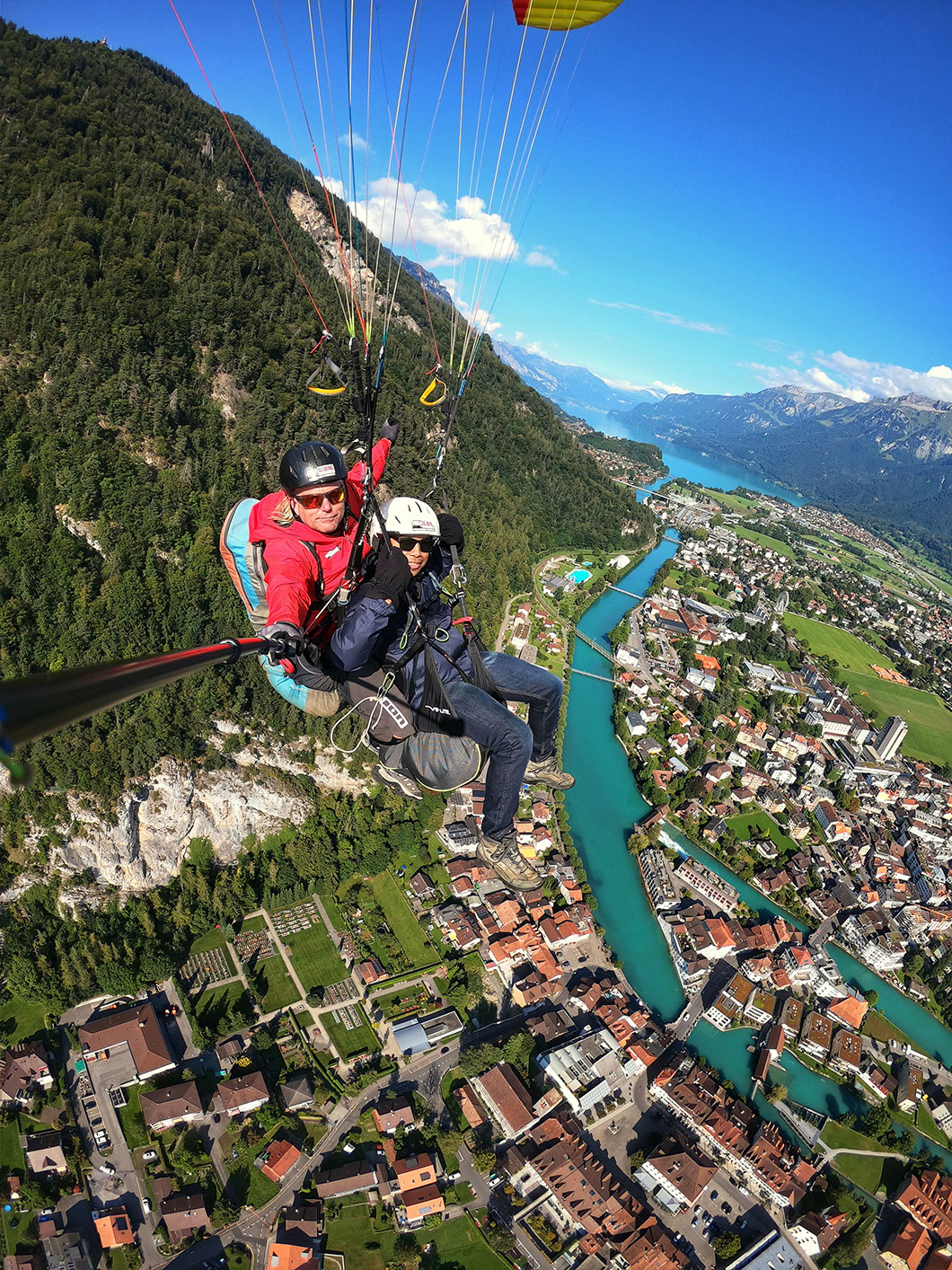 Paragliding experience in Interlaken